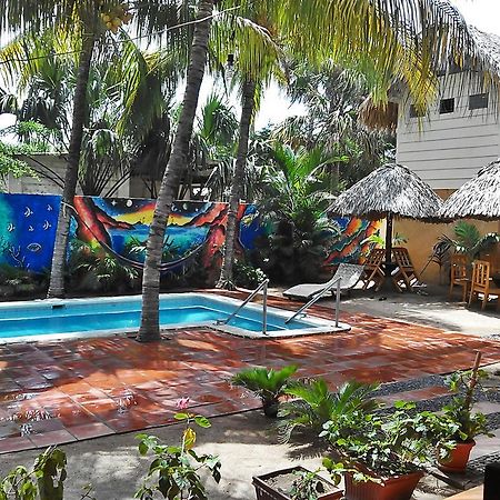 Hotel Los Cobanos Village Lodge מראה חיצוני תמונה