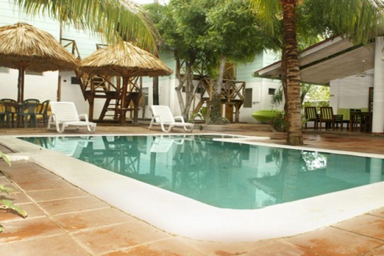 Hotel Los Cobanos Village Lodge מראה חיצוני תמונה