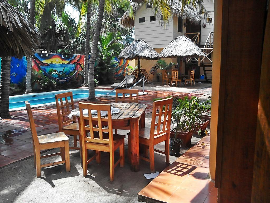 Hotel Los Cobanos Village Lodge מראה חיצוני תמונה
