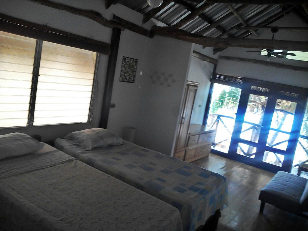 Hotel Los Cobanos Village Lodge מראה חיצוני תמונה